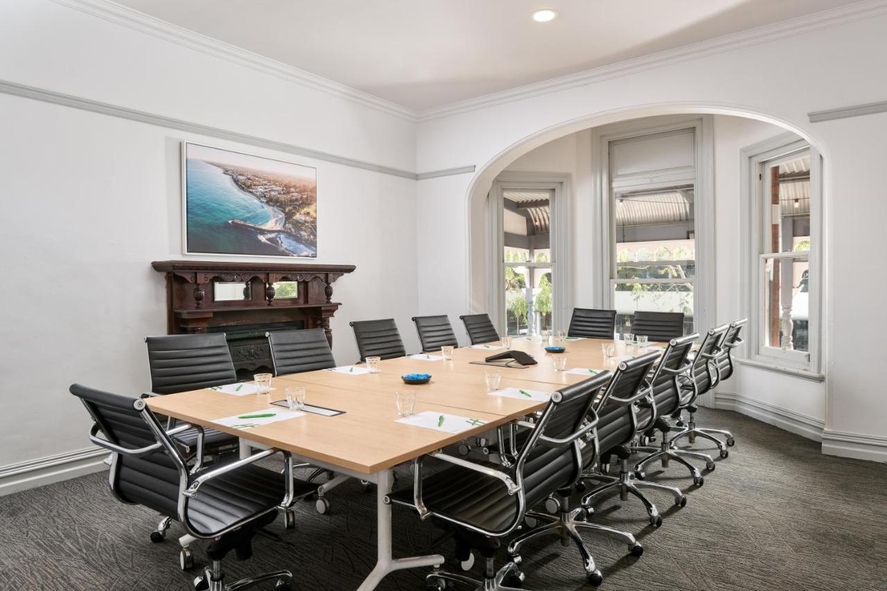 Holiday Inn West Perth By Ihg Екстер'єр фото