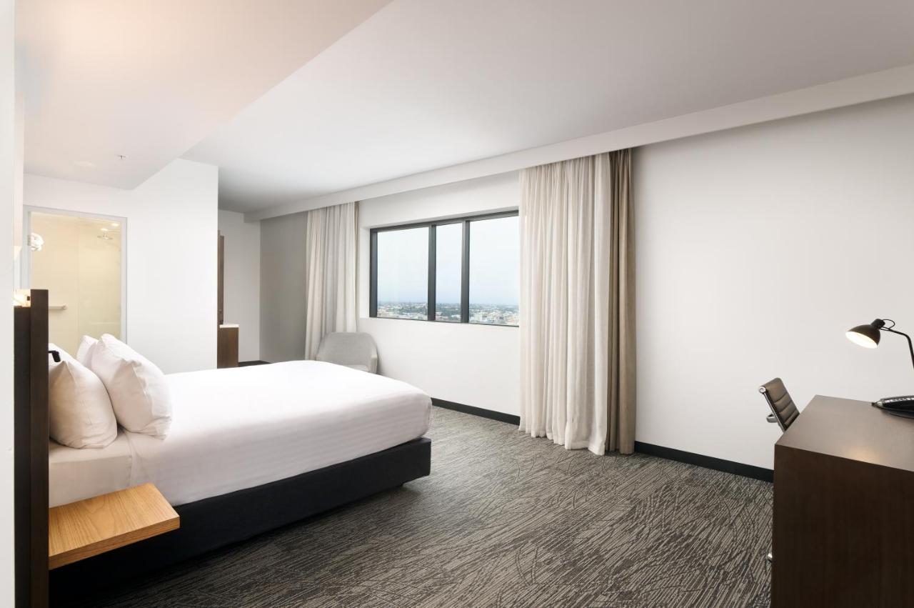 Holiday Inn West Perth By Ihg Екстер'єр фото